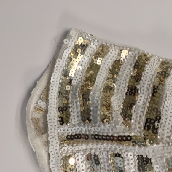 Lulus white and gold sequined v neck short bodycon dress.  BEAUTIFUL DRESS!! - Picture 15 of 16